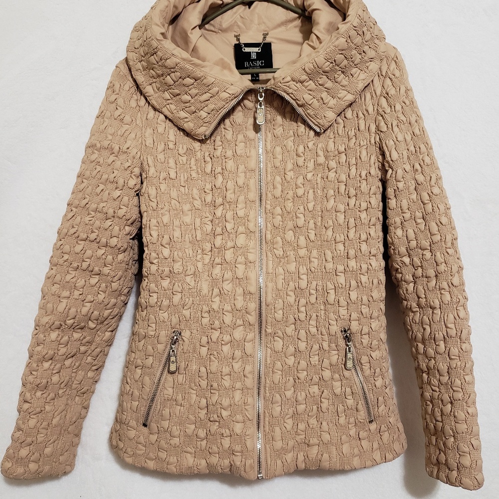 Beige Jacket Basic Editions Size 46, Large 6-8 - image 4